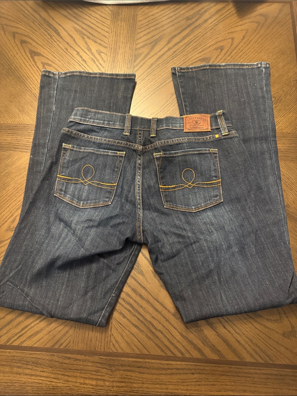 Lucky Brand Dark Wash Bootcut Jeans Size 27/4 Flare Stretch Denim - Picture 5 of 7